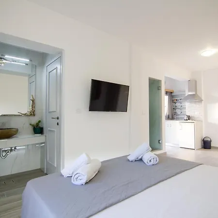 Maria'S View Delux Apartment Chora  Exterior photo
